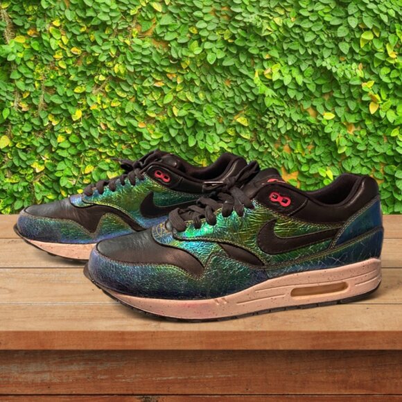 Nike Air Max 1 Bronze Trophy Limited Edition Sneakers - Picture 3 of 10